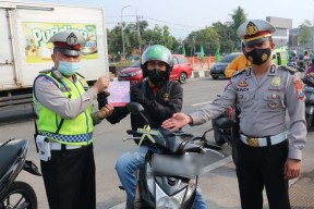 Penampakan Kendaraan Berjanur Kuning di Malang, Ayo Tertib Lalu Lintas!