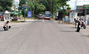 Ayla Tabrak Pemotor di Simpang Empat Banggel Ponorogo, 1 Orang Meninggal