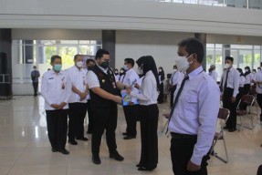 Mas Dhito Minta 698 Guru Penerima SK PPPK di Kediri Semangat Layani Masyarakat