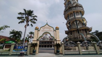 PPKM Level 1, Warga Lamongan Bisa Salat Tarawih Kapasitas 100 Persen