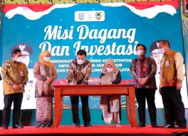 Khofifah Bawa Produk Best Practice OPOP dalam Agenda Misi Dagang dengan Kalsel