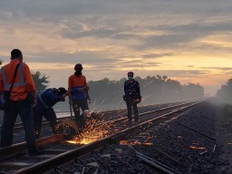 KAI Daop 7 Perbaiki Jalur Kereta Jelang Angkutan Lebaran 2022
