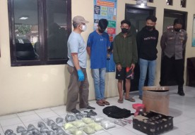 Rumah Produksi Bahan Petasan di Kediri Digerebek, 17 Kg Bahan Peledak Disita