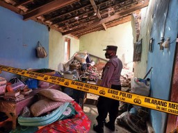 BLARRR! Serbuk Petasan Meledak di Madiun, Rumah Porak-poranda, 1 Luka Berat