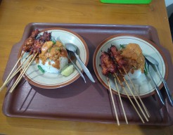 Pedas Nikmat Sate Glembo, Kuliner Jombang yang Pas Jadi Menu Berbuka Puasa