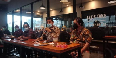 Kembali Dibuka, Wali Kota Kediri Izinkan Warga Ngabuburit di Taman