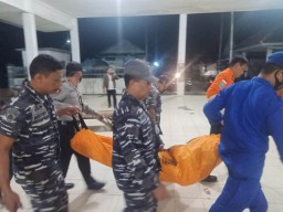 Meninggal Saat Cari Ikan, Jenazah ABK asal Batang Dievakuasi di Tulungagung