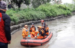 Anak Tercebur di Sungai Prambon Sidoarjo Ditemukan Meninggal Dunia