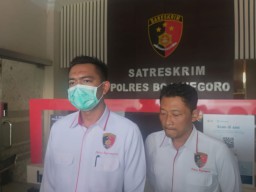 Diduga Korupsi, Oknum Kades di Bojonegoro Dijemput Polisi