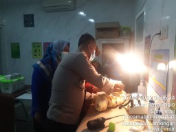 Bayi Perempuan Terbungkus Daster Ditemukan di Belakang Rumah Warga Lamongan