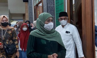Warga Jatim Diizinkan Lepas Masker di Area Terbuka, Khofifah: Menuju Better Life