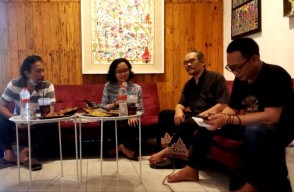 Gerakan Seni Rupa Gresik Gelar Diskusi Damar Kurung