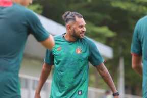 Lagi, Persik Kediri Datangkan Putra Papua Fandry Imbiri