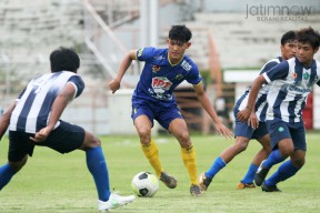Tim Sepak Bola Gresik Mampu Imbangi Sidoarjo di Pra-Porprov Jatim