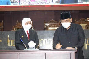 Asa dan Doa Anwar Sadad di Hari Ulang Tahun Khofifah Ke-57