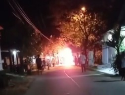Motornya Terbakar saat Kecelakaan, Remaja di Bojonegoro Tersambar Api