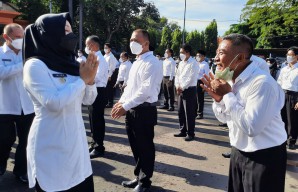 Serahkan SK PPPK, Bupati Mojokerto: Kegiatan Ini Tidak Ada Suap