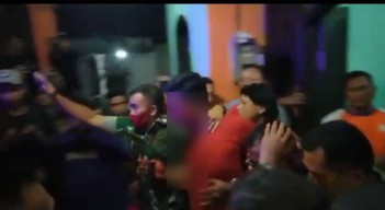 Pilihan Pembaca: Polisi Gadungan, Air Panas Padusan, KH Syafruddin Syarif