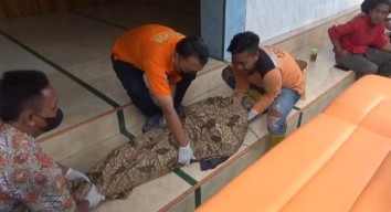 Peziarah di Makam Mbah Sayyid Sulaiman Jombang Meninggal di Teras Musala