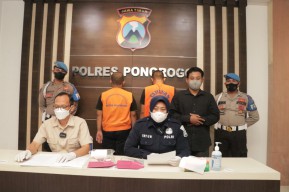 Transaksi Online Pil Koplo, 2 Warga Ponorogo Ditangkap Polisi