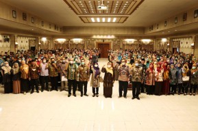 Alhamdulillah...527 PNS Gresik Terima SK Kenaikan Pangkat Periode 1 April 2022