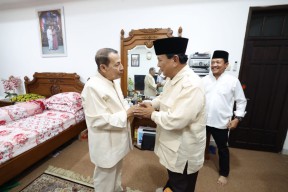 Ketum Gerindra Prabowo Subianto Temui Habib Lutfi, Kira-kira Bahas Apa?