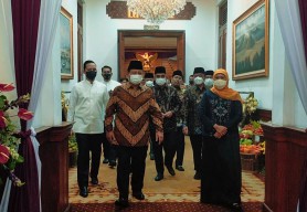 Prabowo Ternyata Perhatikan Khofifah Sejak Dulu, Lho?