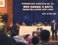 Siuuu...! Viral Pelajar di Kota Batu Berselebrasi Khas Cristiano Ronaldo
