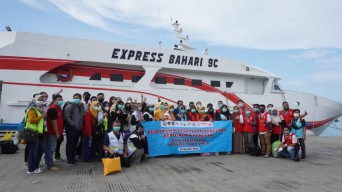 Gubernur Khofifah Terjunkan Tim Yankes Bergerak ke Pulau Kangean