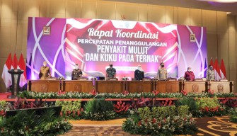 Tangani PMK Jelang Idul Adha, Khofifah Minta Daerah di Jatim Bentuk Satgas