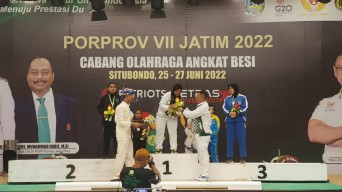 Lifter Bojonegoro Borong 7 Medali Emas Porprov Jatim VII 2022