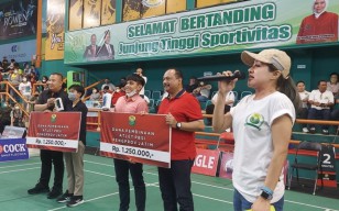 Kerinduan Warga Jatim di Pertandingan Bulu Tangkis Terbayar Tuntas