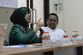 Nusakom Pratama Institute dan PWI Jatim Gelar Diskusi Soroti Kinerja Satgas BLBI