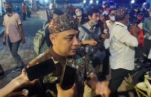 Lurah hingga Wali Kota Layani Warga Surabaya Secara Langsung, Catat Jadwalnya