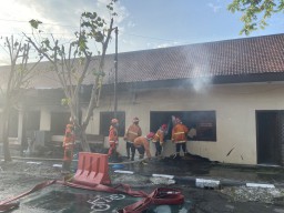 Gudang Perlengkapan Samapta di Polres Kediri Kota Terbakar