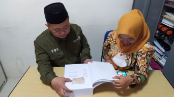 Disparbud Lamongan Berhasil Salin Manuskrip Kitab Amjah ke Bahasa Indonesia