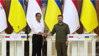 Bertemu Presiden Ukraina, Jokowi Tekankan Penyelesaian Konflik Secara Damai