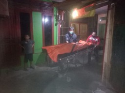 Seorang Kakek Meninggal di Toilet Umum Pintu Masuk Ramayana Bungurasih