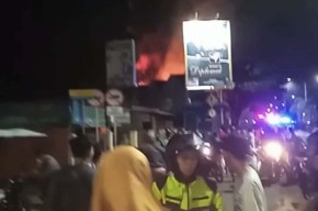 Bengkel di Jember Terbakar, Showroom Motor Ikut Tersambar