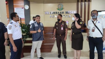 Barang Bukti dan Tersangka Kasus Balon Udara Dilimpahkan ke Kejari Ponorogo