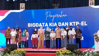 Gubernur Khofifah Luncurkan Gerakan Layanan Adminduk Bagi Disabilitas