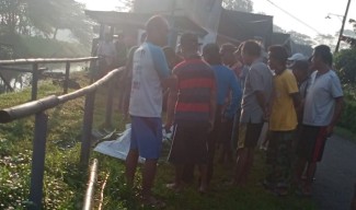Mayat Bertato Ditemukan Mengambang di Kali Molek Sumberpucung Malang