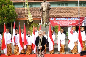 Kemeriahan Hari Lahir Pancasila di Sekolah Soekarno Kecil, Kota Mojokerto