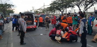Gagal Dijambret, Pasutri Asal Gresik Tewas Tertabrak Bus di Osowilangun Surabaya