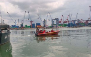 Usai Kirim Pesan WA, Pria ini Loncat dari Jembatan Suramadu Lalu Hilang