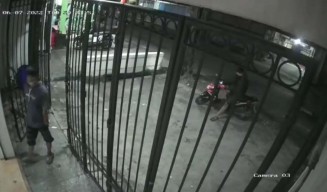 Pencuri Motor Satroni Kantor Media Online di Sidoarjo, Aksinya Terekam CCTV