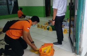 Kantor Khilafatul Muslimin Surabaya Raya Digeledah, Belasan Orang Diperiksa