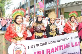 Kemeriahan HUT IBI ke-71 di Lamongan, Adu Gaya hingga Setumpuk Tugas Kemanusiaan