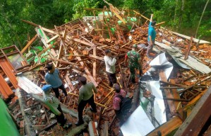 Ruang Kelas Sekolah di Trenggalek Ambruk Tertimpa Longsor