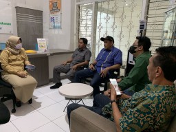 Sidak ke Alamat Koperasi KJHS, Komisi B DPRD Jember Kena Prank